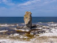 Einzelstehender riesiger Raukturm direkt am Meer bei Digerhuvud - Insel Fårö